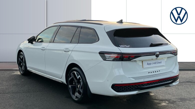 Volkswagen Passat 1.5 TSI eHybrid 272 R-Line 5dr DSG Estate